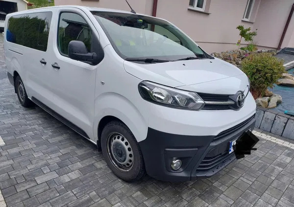 małopolskie Toyota ProAce cena 115620 przebieg: 77000, rok produkcji 2021 z Grybów